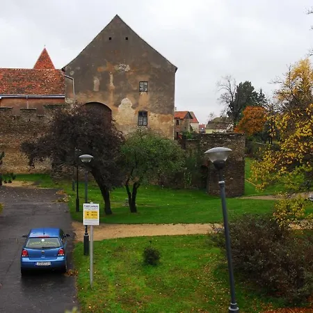 Koczian Pihenohaz Koszeg